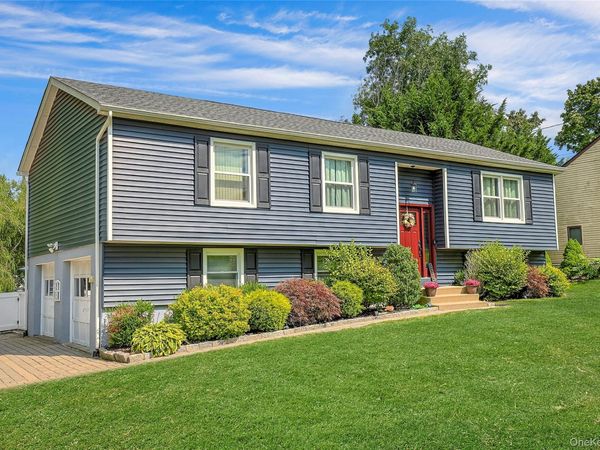 3320 Chelsey Street , Mohegan Lake, NY 10547