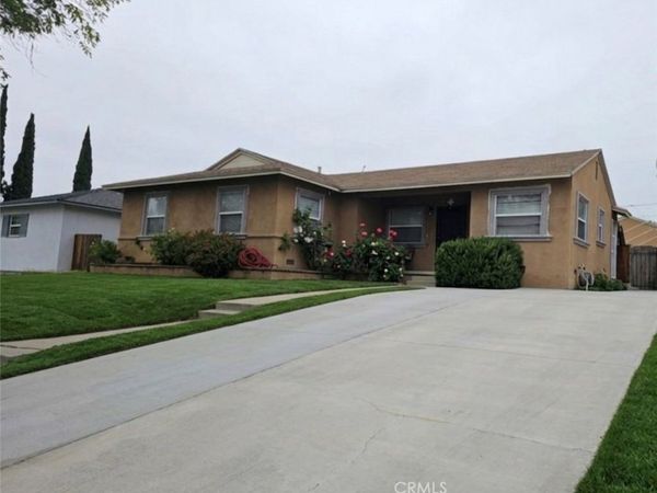 832 Flora , Ontario, CA 91762