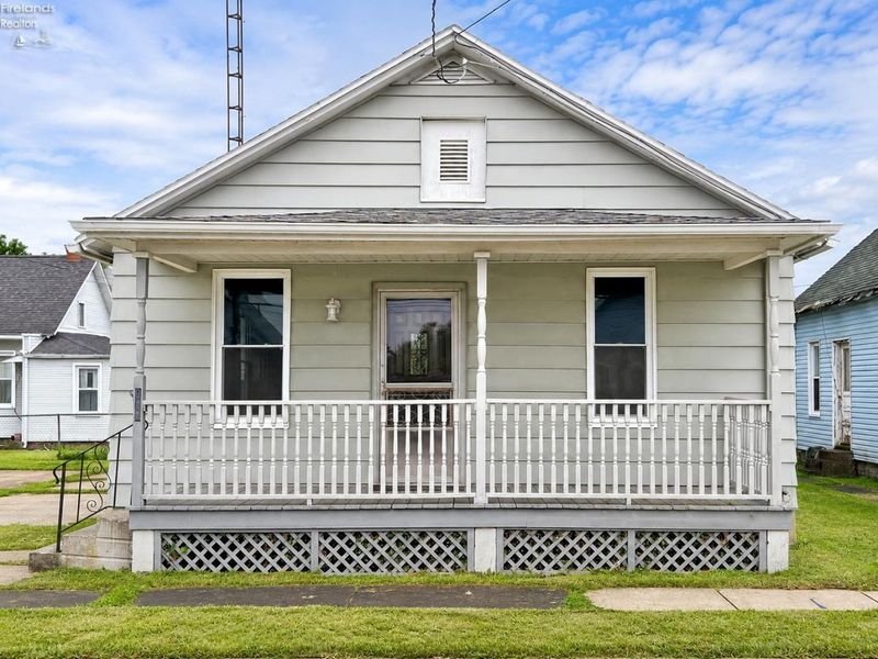 908 Ontario Street, Sandusky, OH 44870 Photo 1