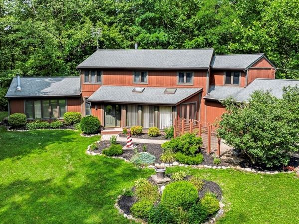 10182 Mulberry Road , Chardon, OH 44024