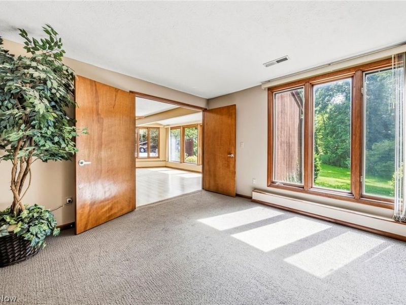 10182 Mulberry Road, Chardon, OH 44024 Photo 10