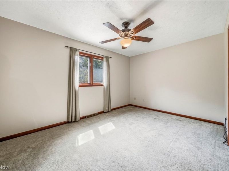10182 Mulberry Road, Chardon, OH 44024 Photo 22