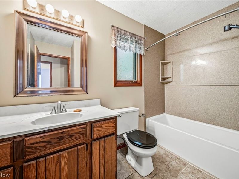 10182 Mulberry Road, Chardon, OH 44024 Photo 26