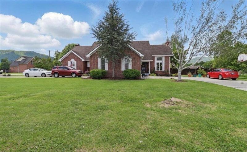 523 N 30th Street, Middlesboro, KY 40965