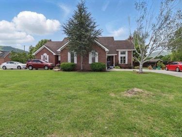 523 N 30th Street, Middlesboro, KY 40965