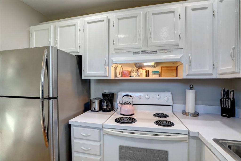 32 Pine Arbor Lane, Unit 205, Vero Beach, FL 32962 Photo