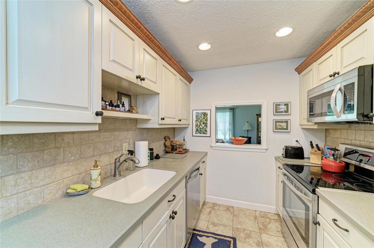 4723 Palm Aire Circle, Sarasota, FL 34243 Photo