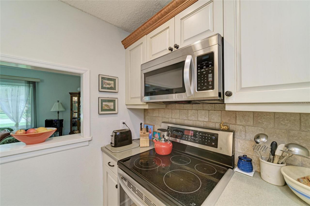 4723 Palm Aire Circle, Sarasota, FL 34243 Photo