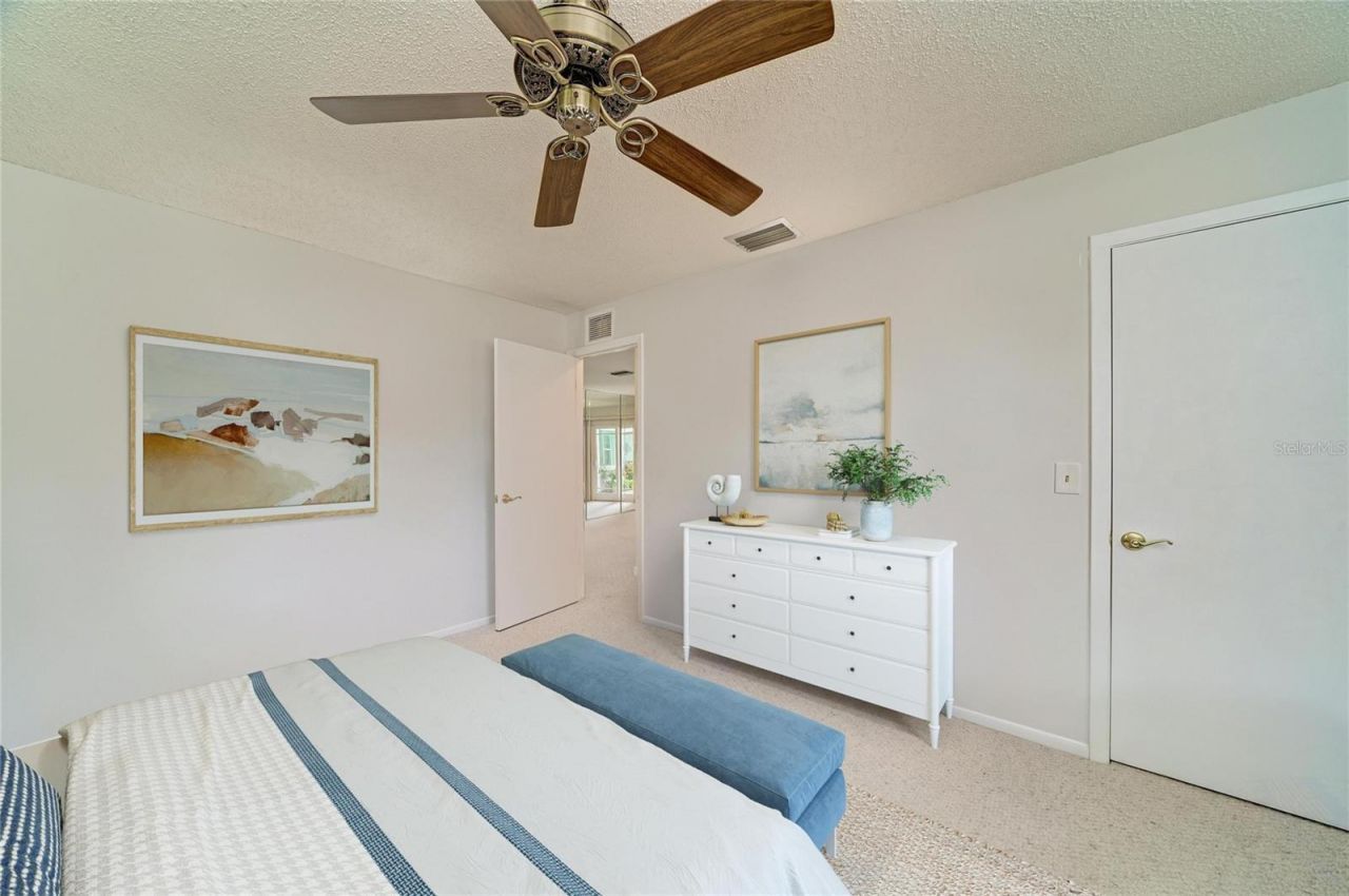 4723 Palm Aire Circle, Sarasota, FL 34243 Photo