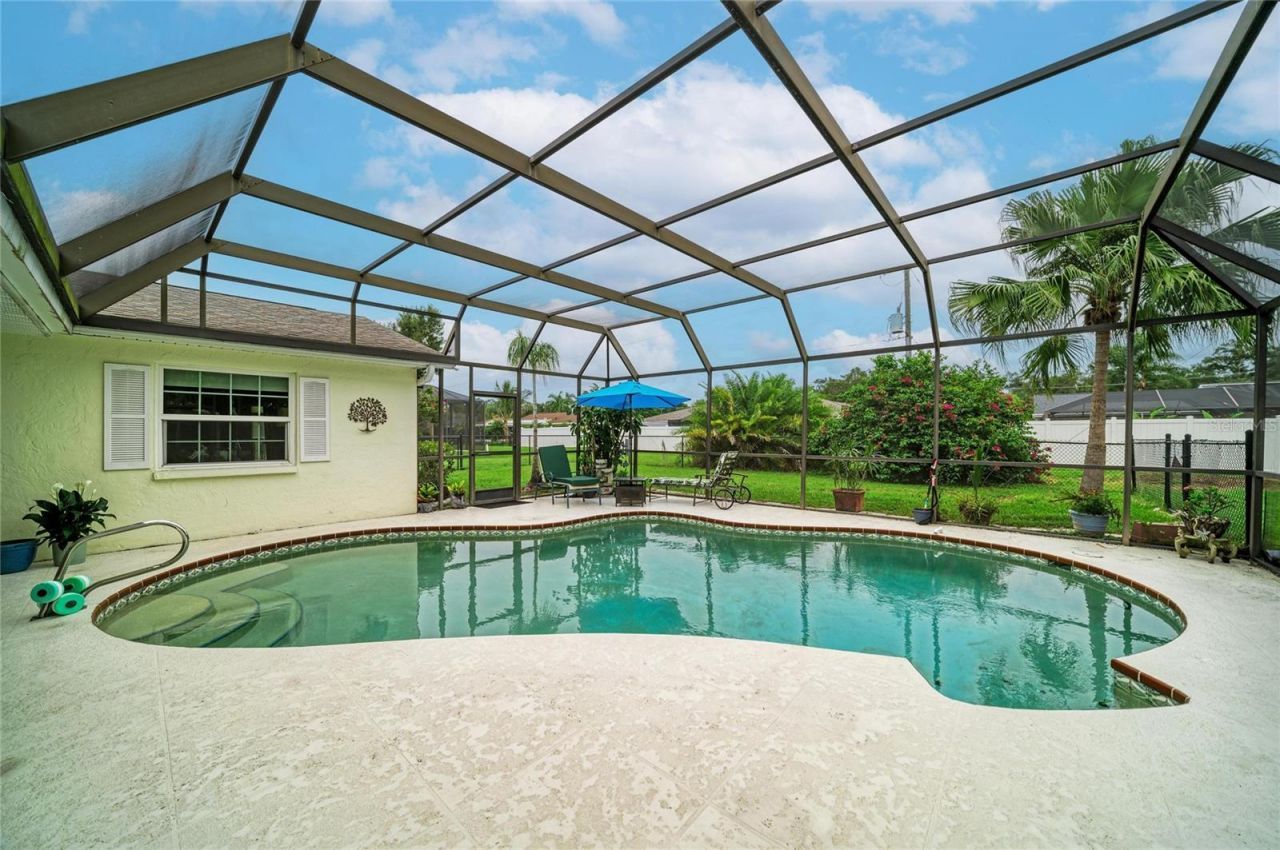 4723 Palm Aire Circle, Sarasota, FL 34243 Photo