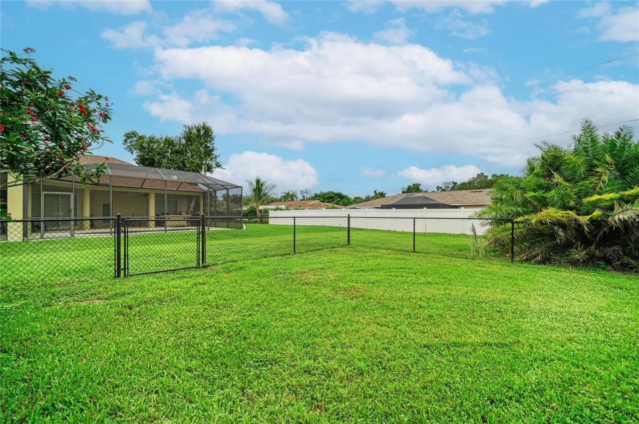 4723 Palm Aire Circle, Sarasota, FL 34243 Photo