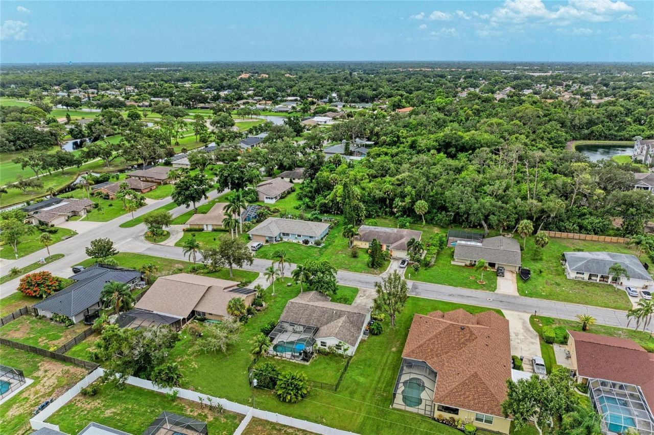 4723 Palm Aire Circle, Sarasota, FL 34243 Photo