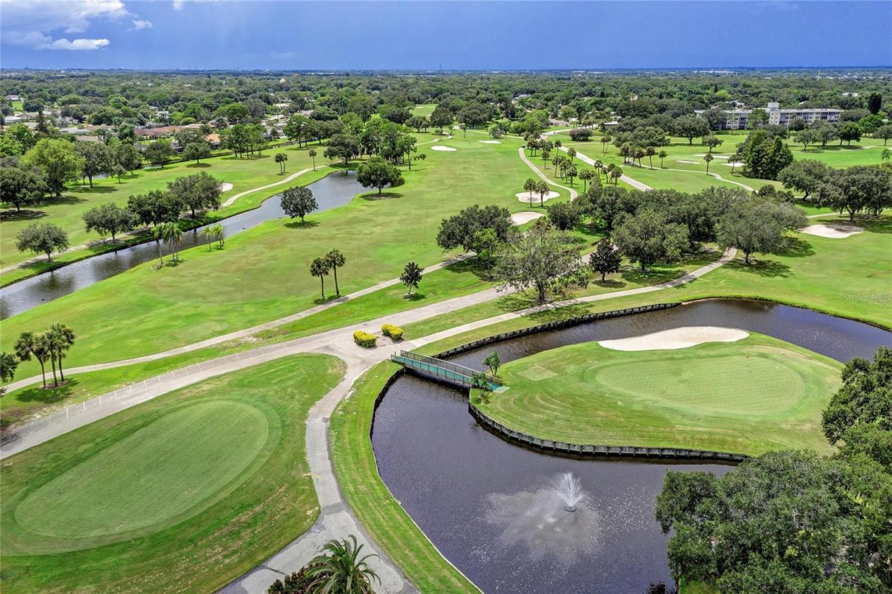 4723 Palm Aire Circle, Sarasota, FL 34243 Photo
