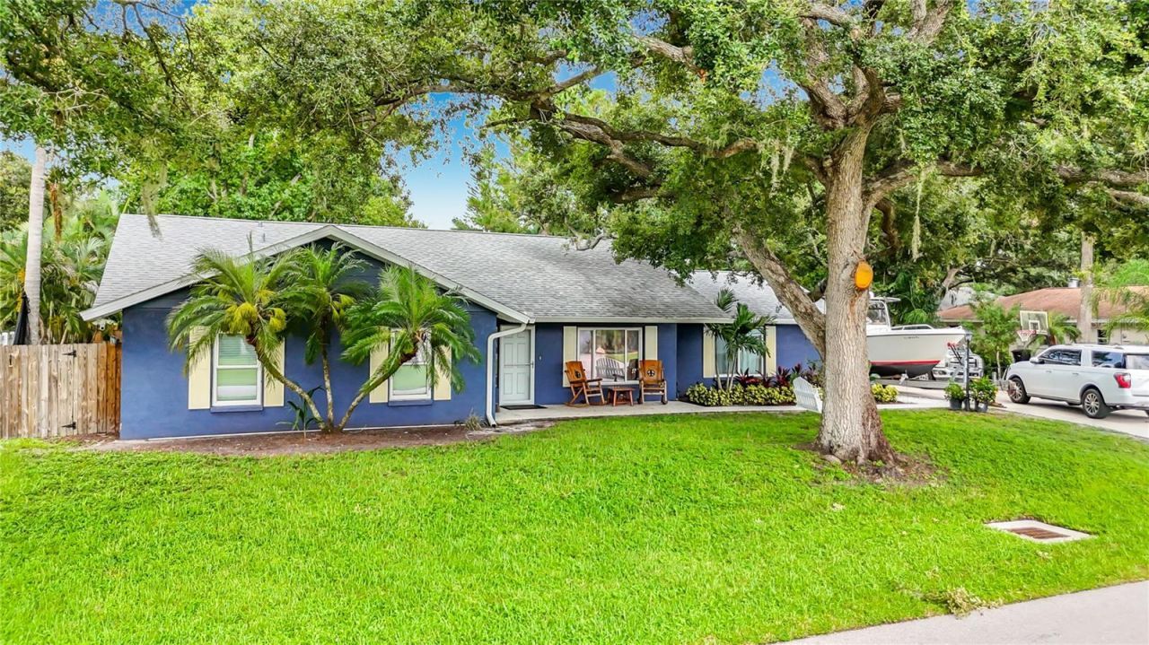 1953 Rolling Green Circle, Sarasota, FL 34240 Photo