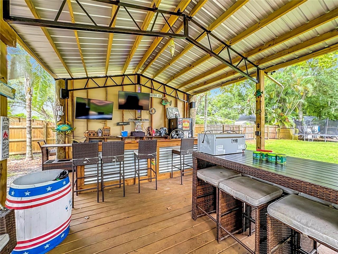 1953 Rolling Green Circle, Sarasota, FL 34240 Photo