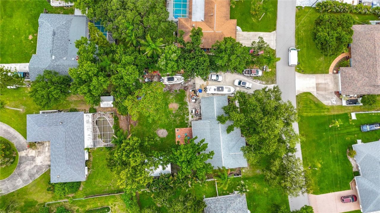 1953 Rolling Green Circle, Sarasota, FL 34240 Photo