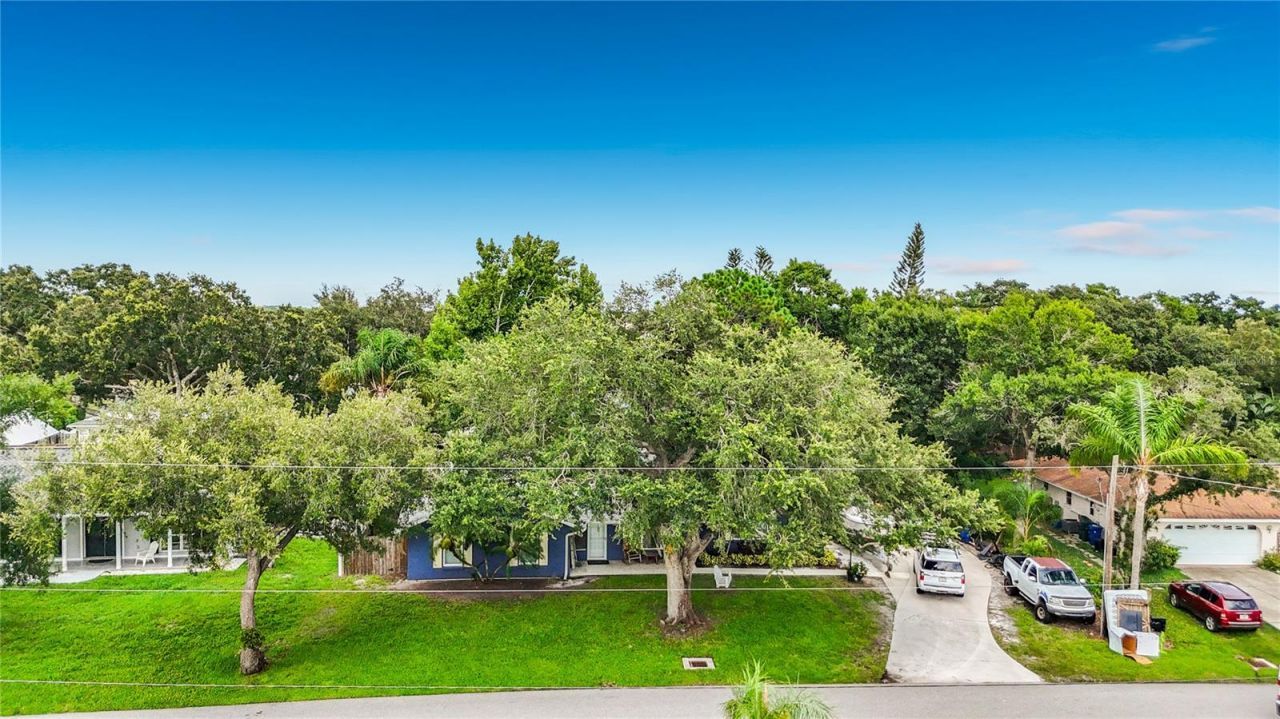 1953 Rolling Green Circle, Sarasota, FL 34240 Photo
