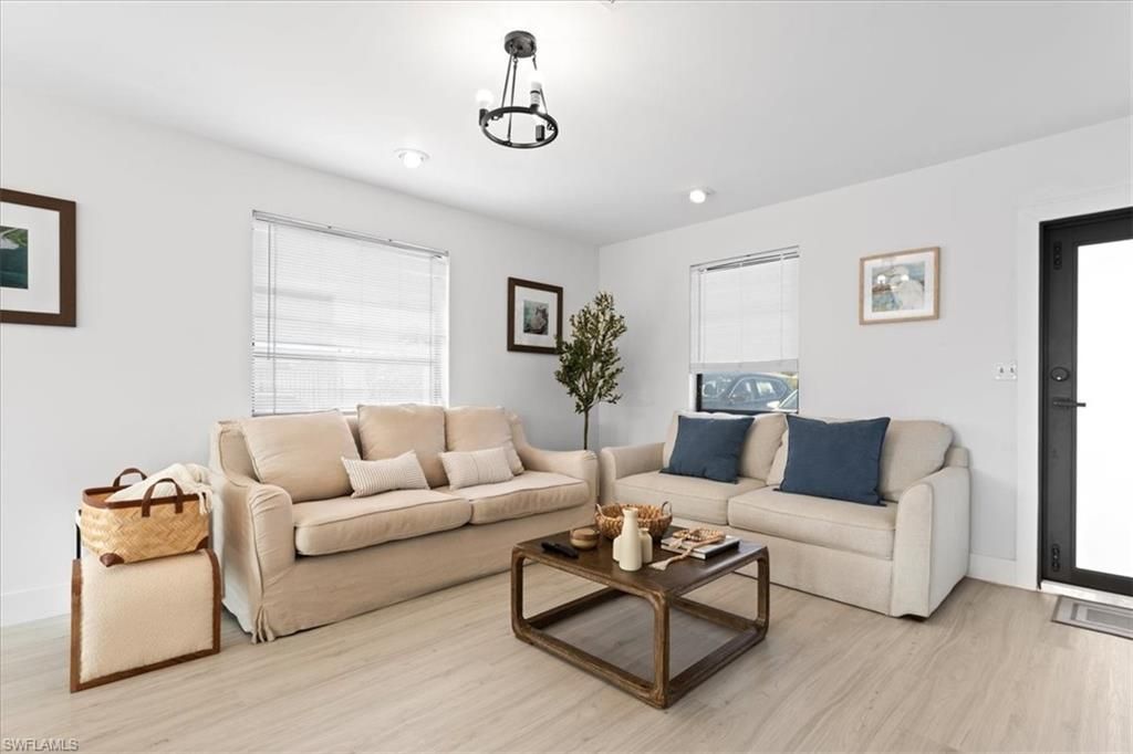 1332 Granada Blvd, Naples, FL 34103 Photo