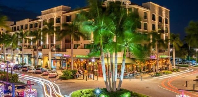 1332 Granada Blvd, Naples, FL 34103 Photo