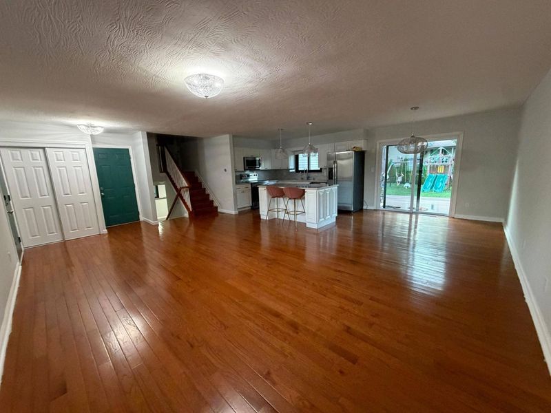 1938 Hamrock Drive , Powell, OH 43065 Photo 4