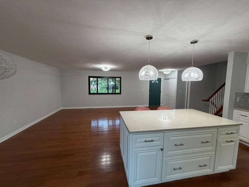 1938 Hamrock Drive , Powell, OH 43065 Photo 7
