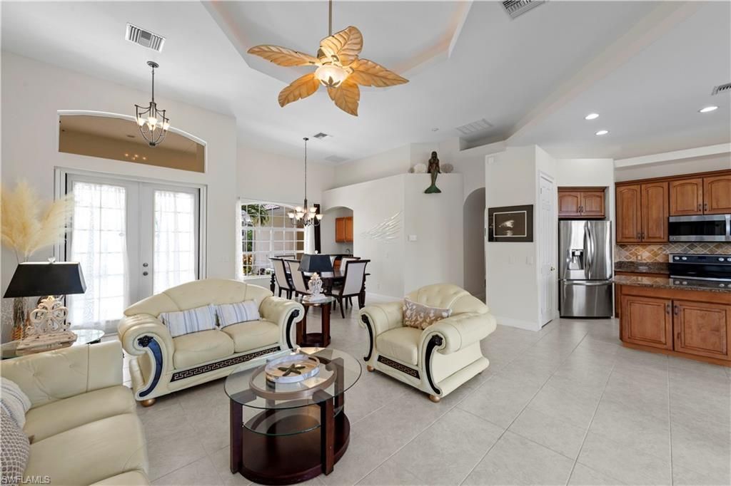 2506 Retunda Pkwy W, Cape Coral, FL 33904 Photo
