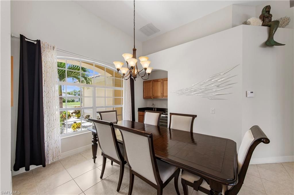 2506 Retunda Pkwy W, Cape Coral, FL 33904 Photo