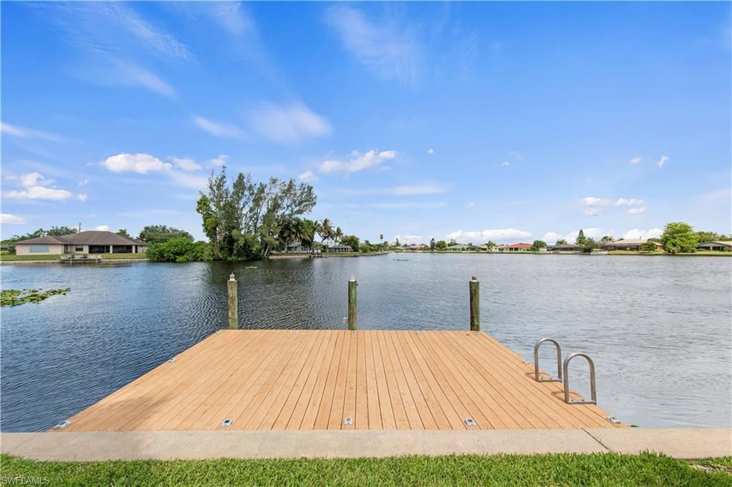 2506 Retunda Pkwy W, Cape Coral, FL 33904 Photo