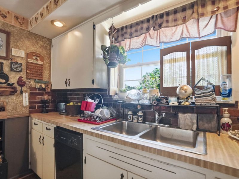 821 N Circle Drive, Wapakoneta, OH 45895 Photo 14