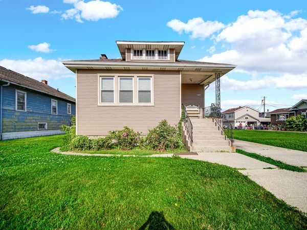 4124 Sheffield Avenue , Hammond, IN 46327