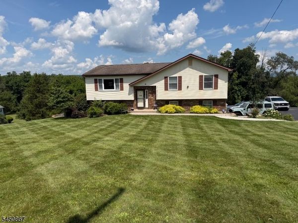 162 Polkville Rd, Knowlton, NJ 07832