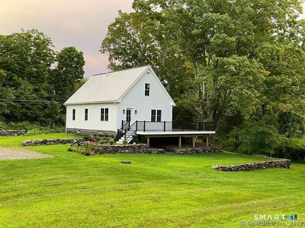15 North Brook , Hampton, CT 06247