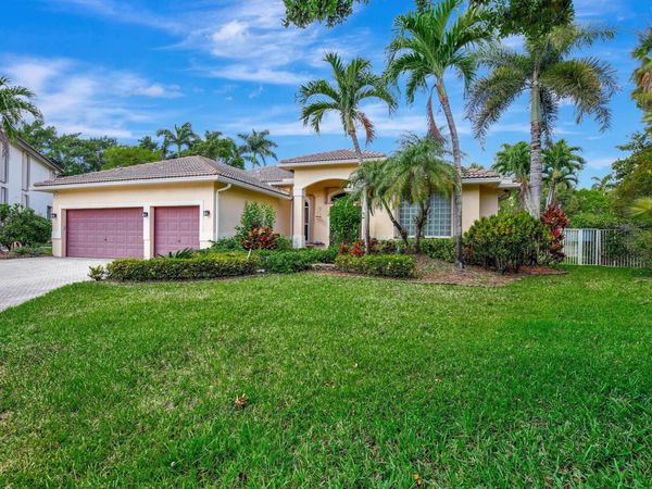 4070 Sanderling Lane, Weston, FL 33331