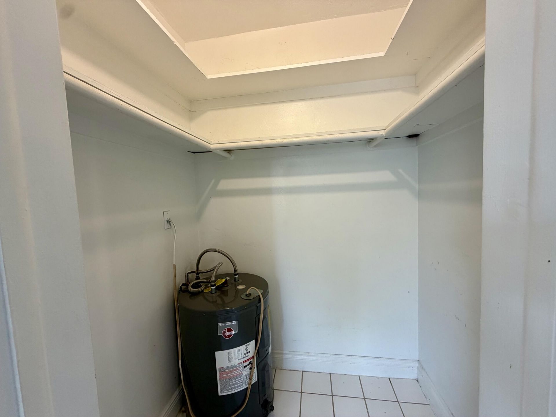 3041 NE 20th Terrace, Unit 4, Fort Lauderdale, FL 33306 Photo