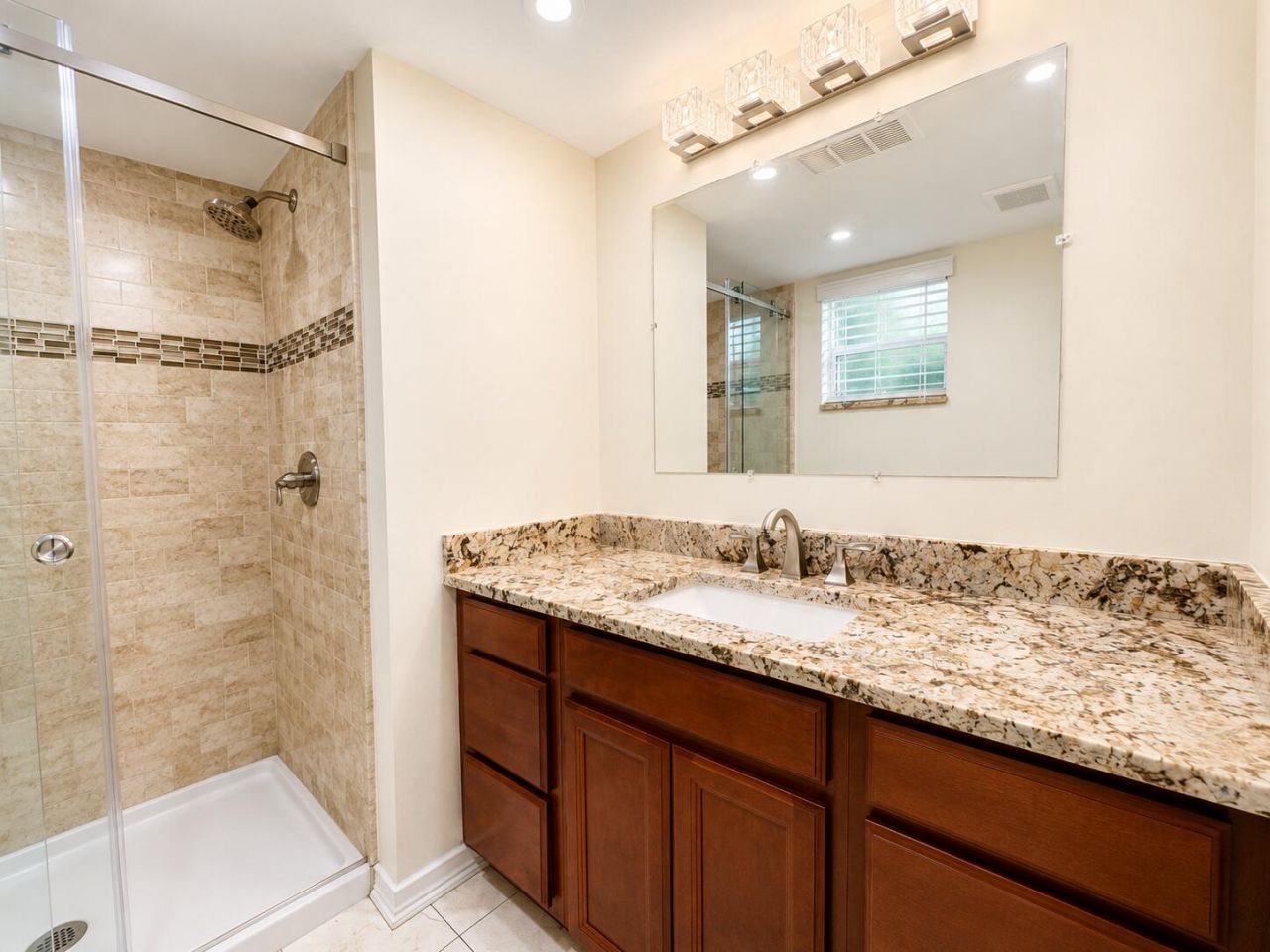 2951 E Sunrise Lakes, Unit 312, Sunrise, FL 33322 Photo
