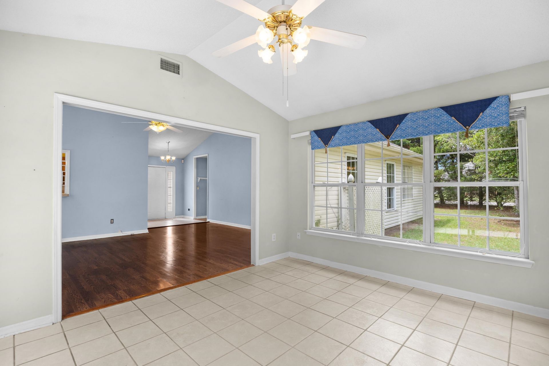 2498 Hunters Trail Photo 10