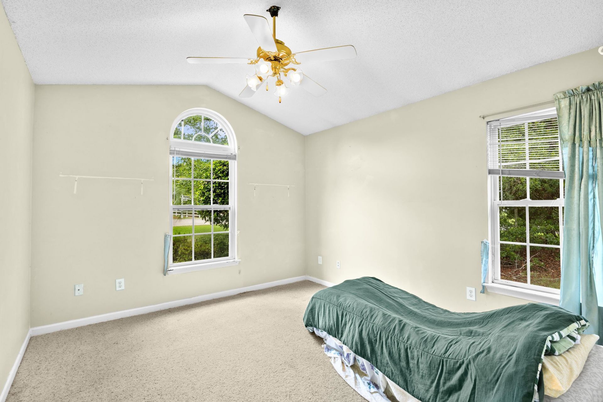 2498 Hunters Trail Photo 26