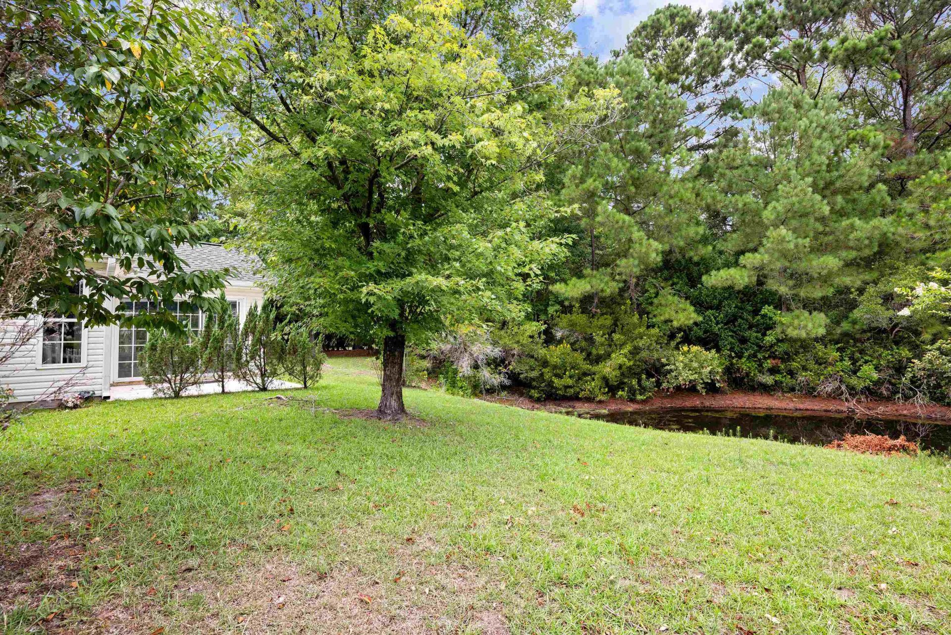 2498 Hunters Trail Photo 32
