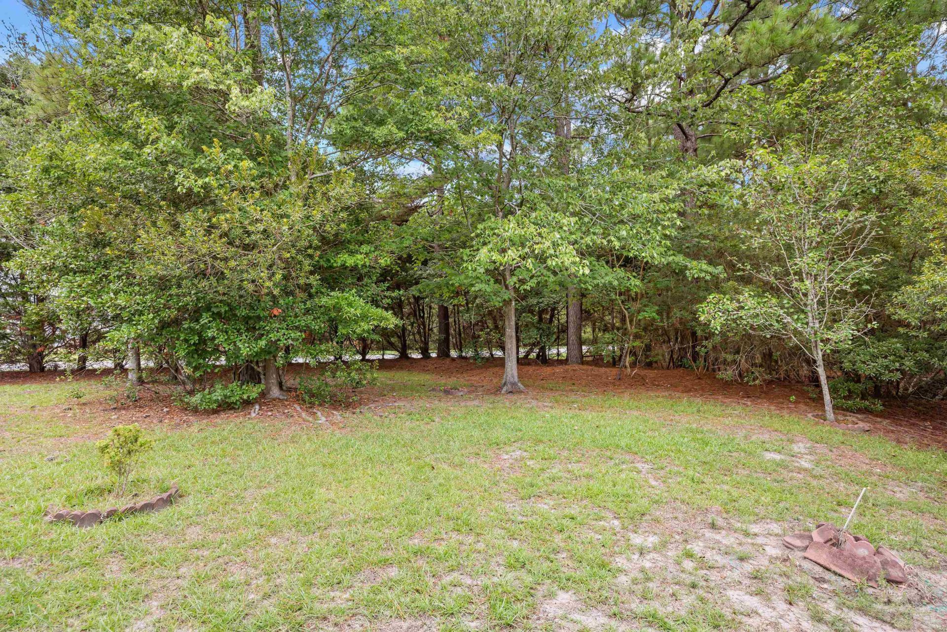 2498 Hunters Trail Photo 35