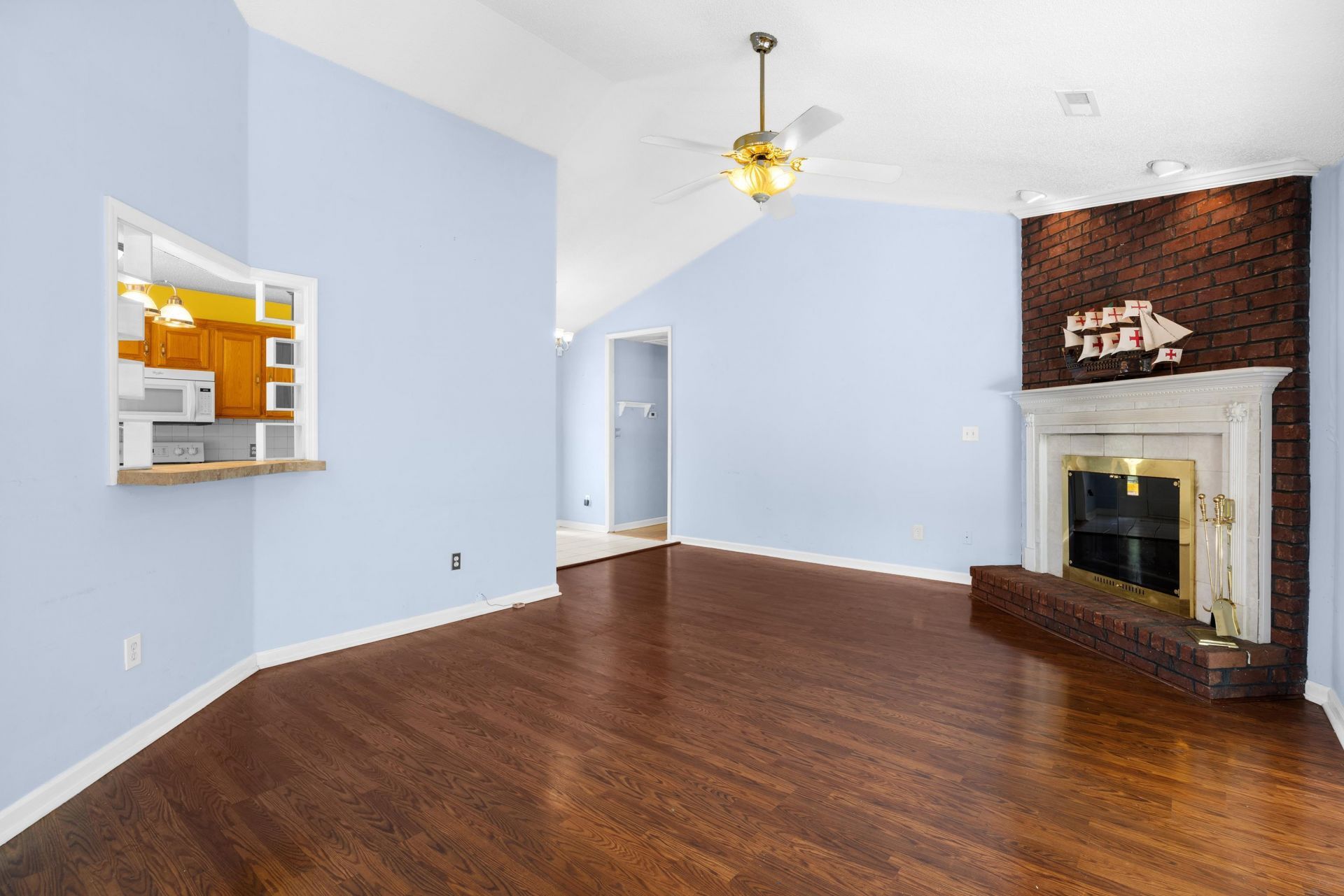 2498 Hunters Trail Photo 6