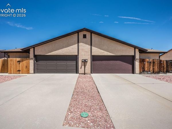 19 Pineridge Court, Pueblo, CO 81001