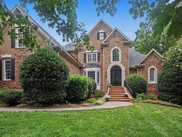 6121 Carlyle Drive, Raleigh, NC 27614