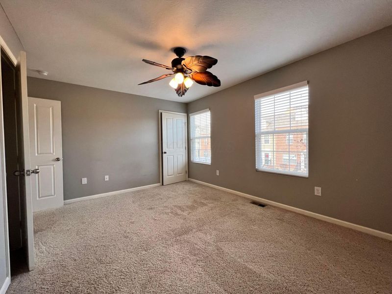 109 Gifford Road , Unit 32, Columbus, OH 43235 Photo 13