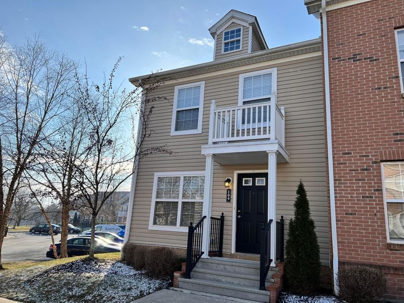 109 Gifford Road , Unit 32, Columbus, OH 43235 Photo 2