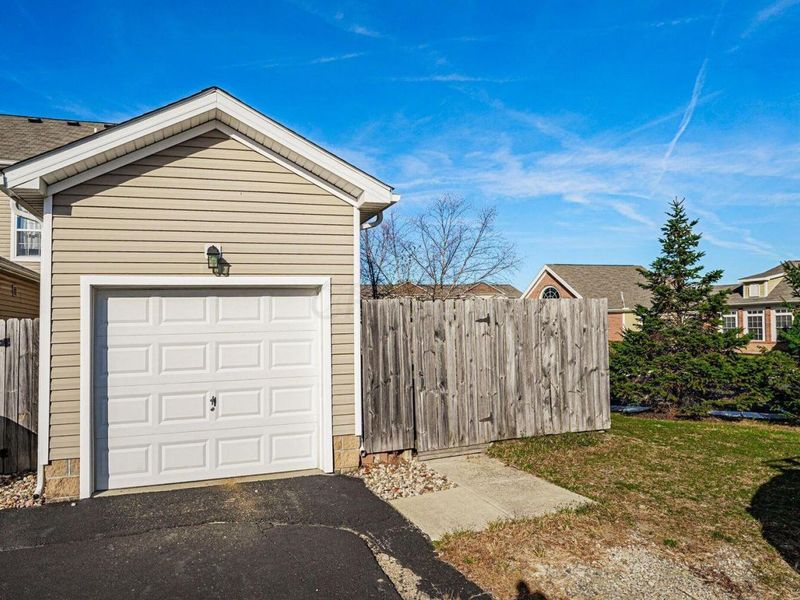 109 Gifford Road , Unit 32, Columbus, OH 43235 Photo 23