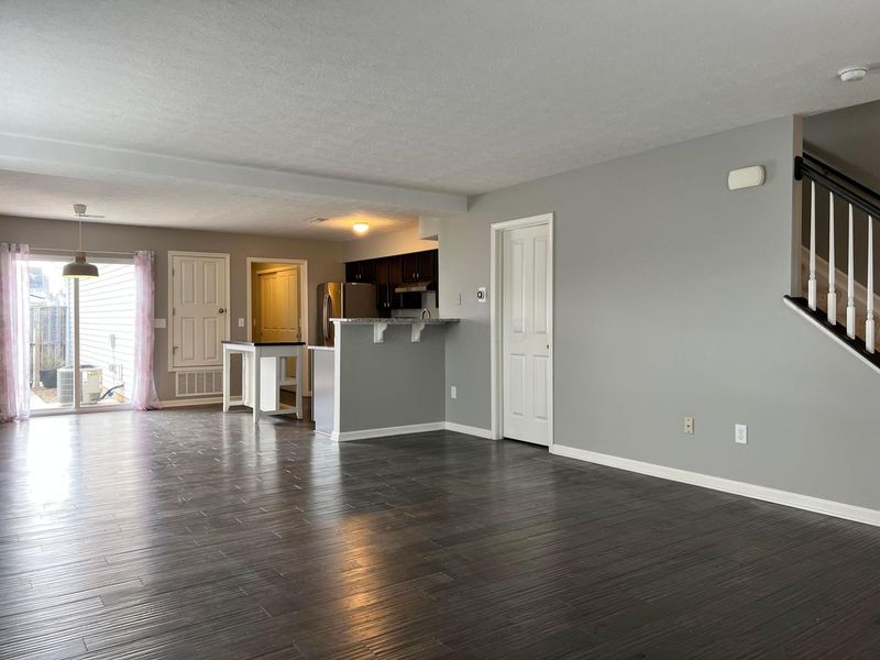 109 Gifford Road , Unit 32, Columbus, OH 43235 Photo 5