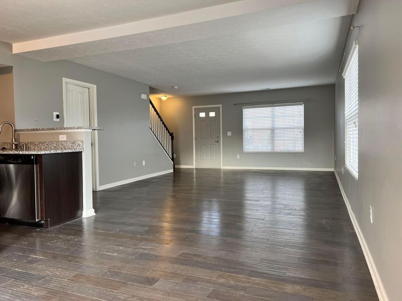 109 Gifford Road , Unit 32, Columbus, OH 43235 Photo 7