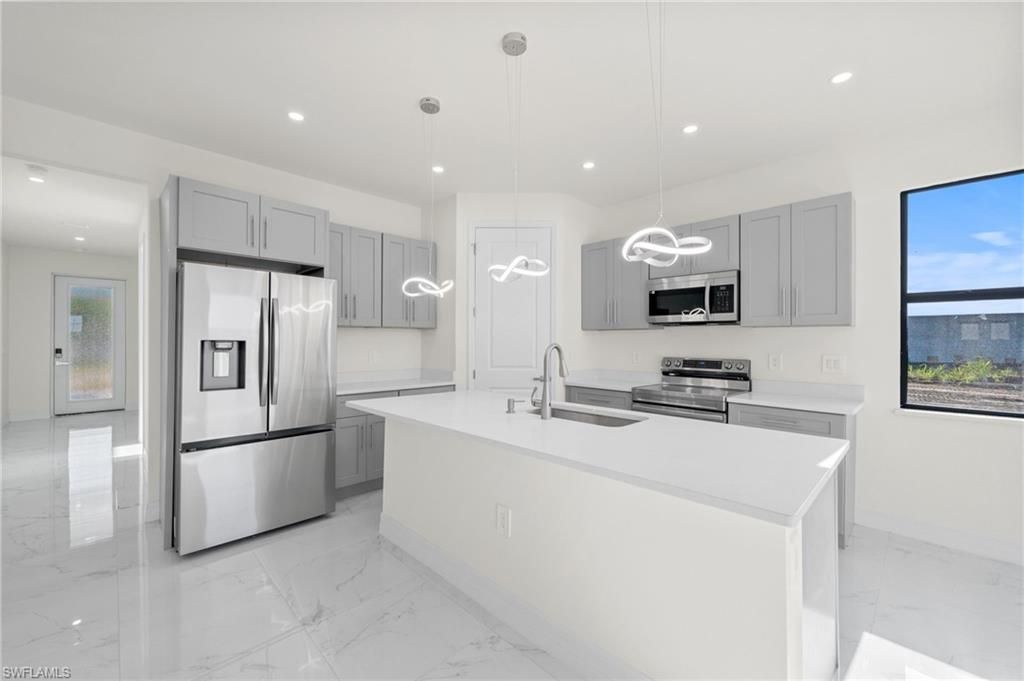 3238 Katherine St, Fort Myers, FL 33916 Photo
