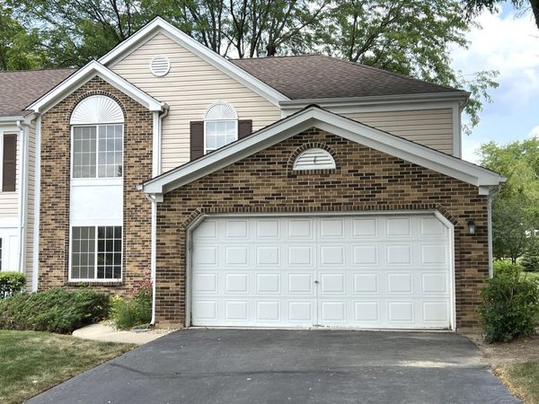 812 Canterbury Lane , Island Lake, IL 60042