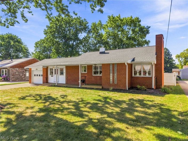 820 Harmon Street SW, North Canton, OH 44720 Photo 1
